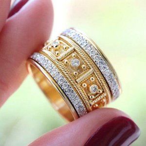 NEW 18K Yellow Gold Vintage Diamond Wide Ring